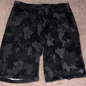 Men’s LRG shorts